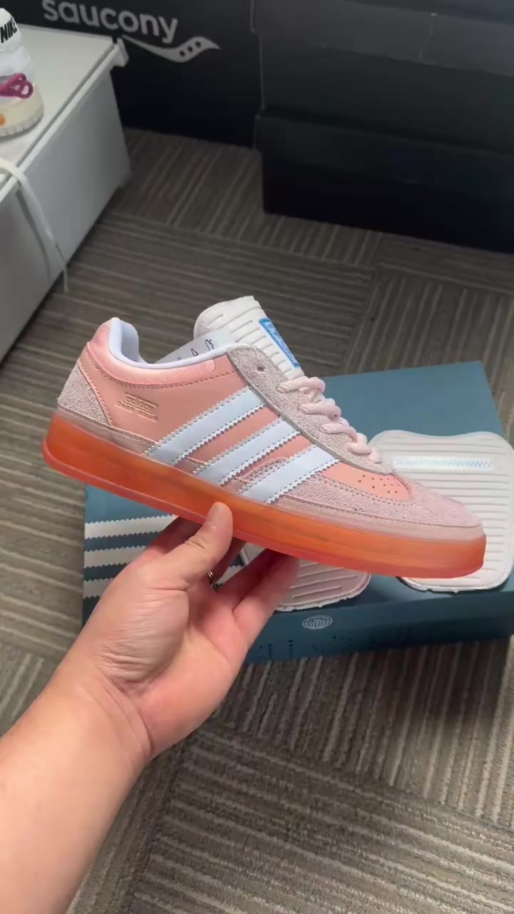 Adias SB（F97 G48）