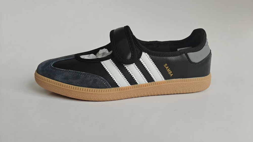 Adidas Samba Jane（G48）
