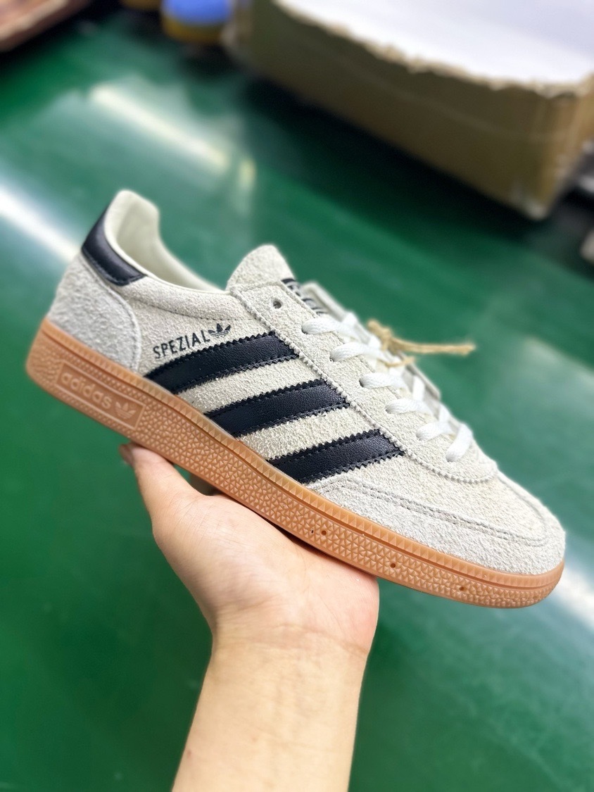 Spezial #李