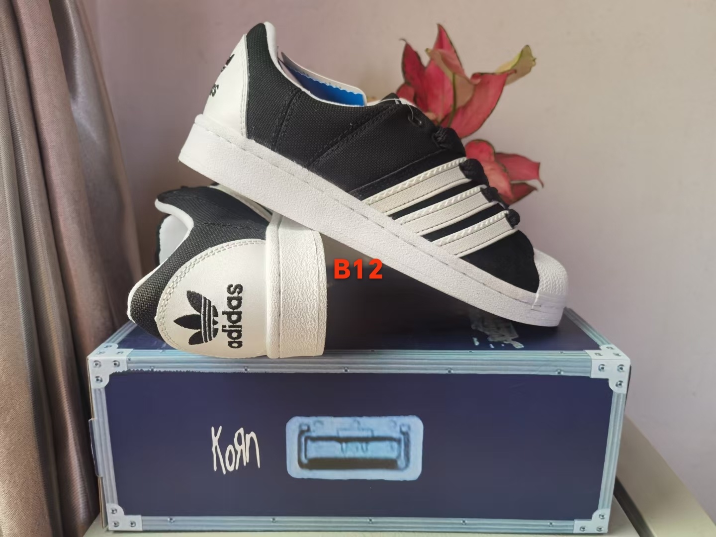 Korn X Superstar（B12）