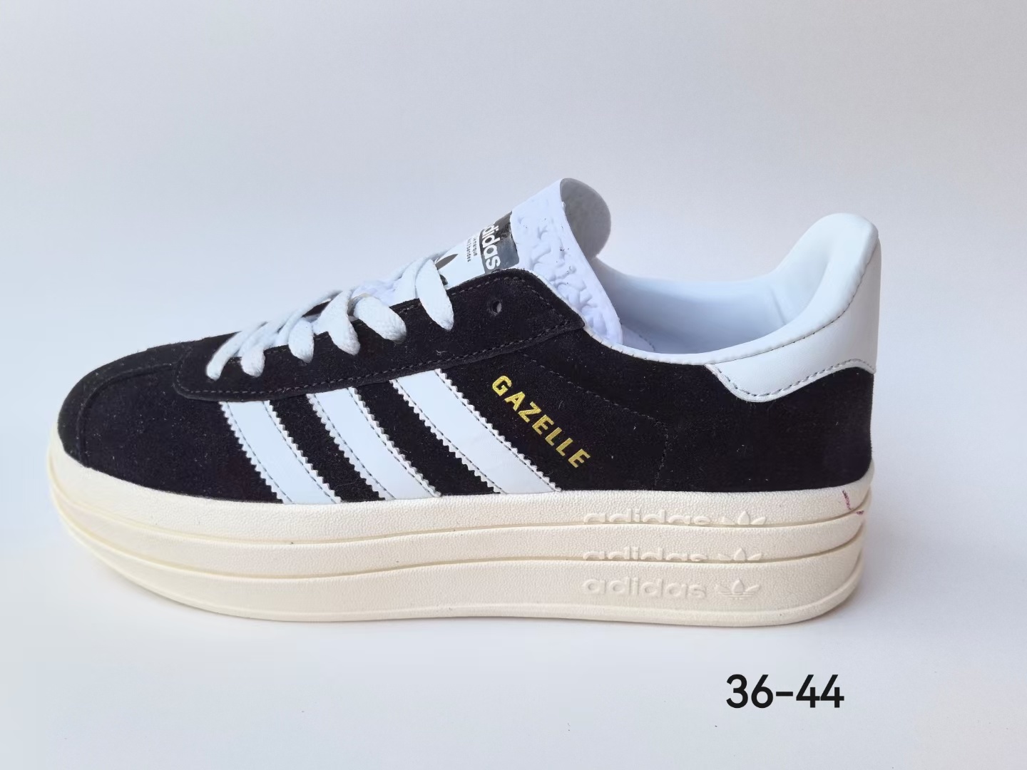 Adidas Gazelle Bold Shoes（C26 G48）