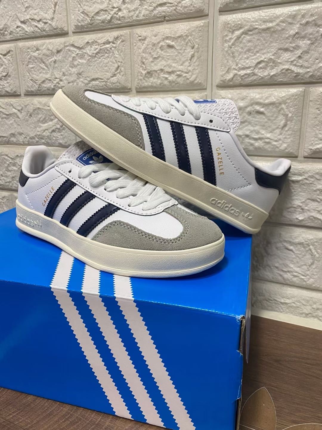 Adidas Originals Gazelle Indoor（G48 F15）
