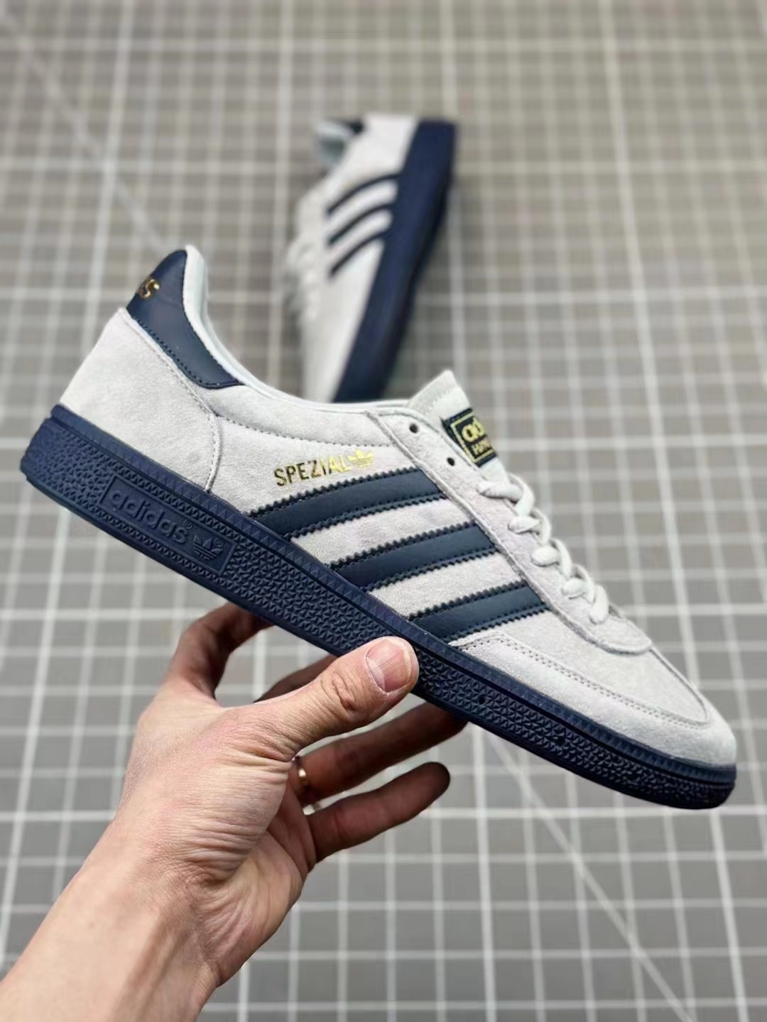 Adidas Spezial