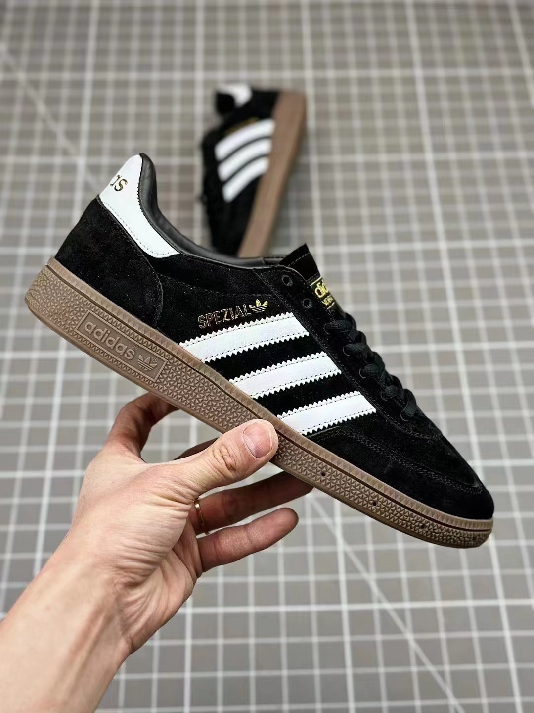 Adidas Spezial