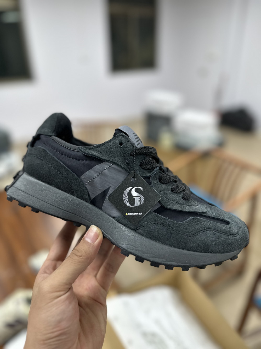 NB 327