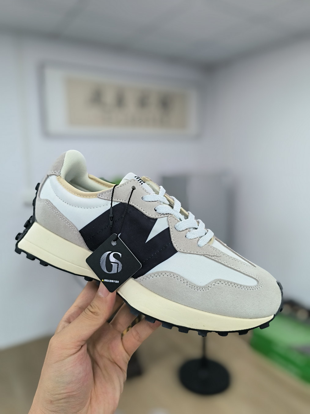 NB 327