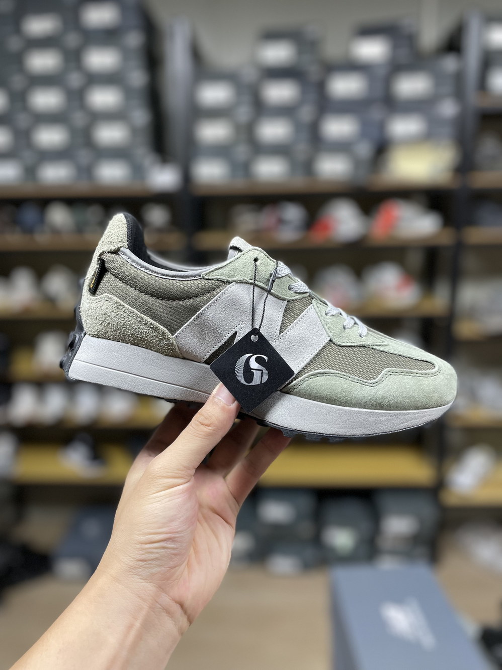 NB 327