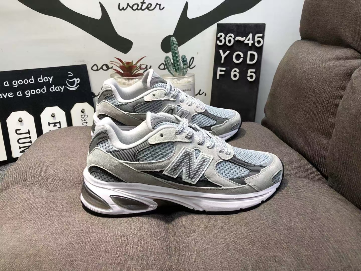 NB 2010 Black Ice（H-23）