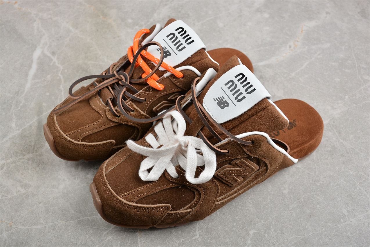 Miu Miu X NB Slippers (G49）