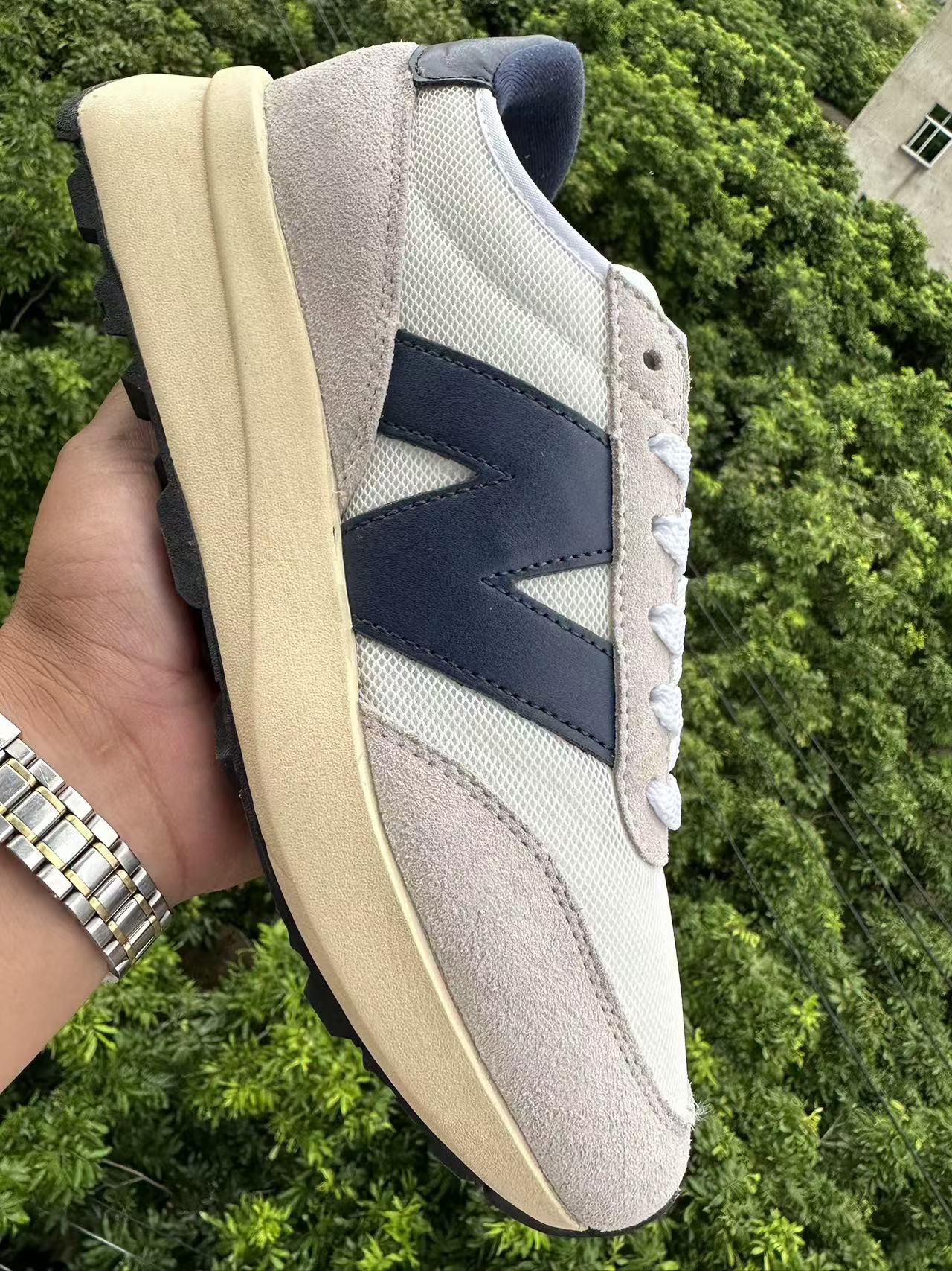 NB 370（F48）