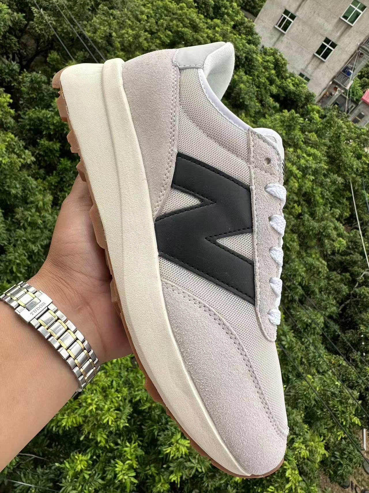 NB 370（F48）