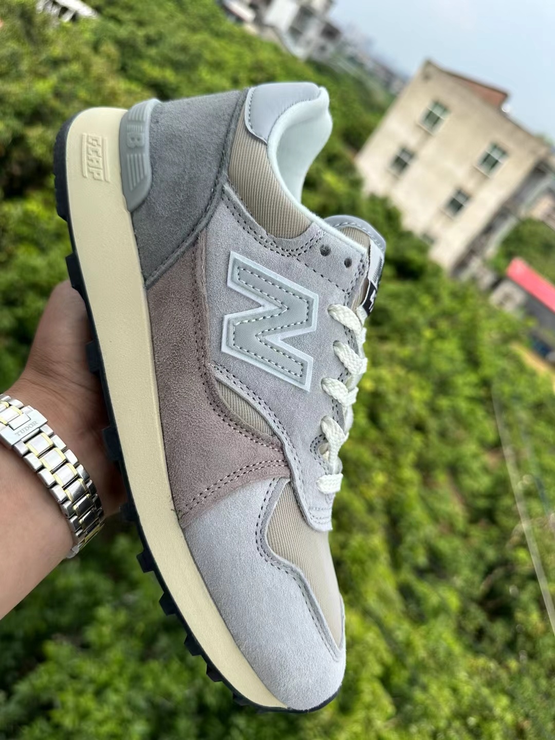 NB 475 (F48)