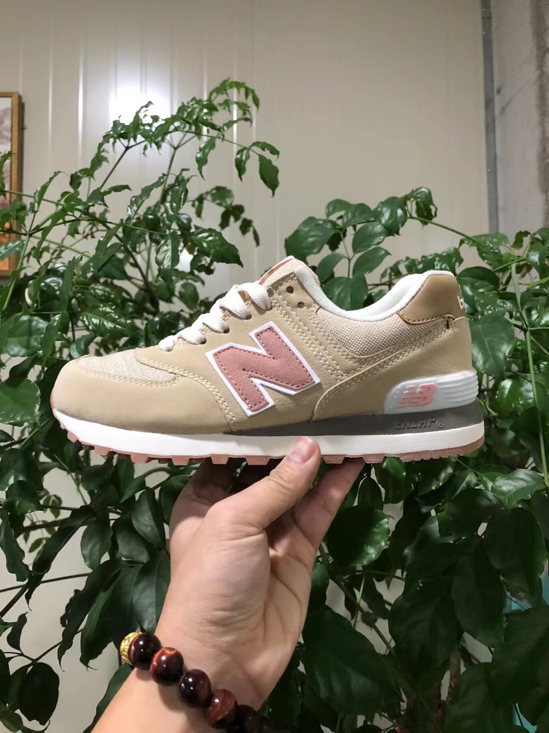 NB 574 Classic（G17）