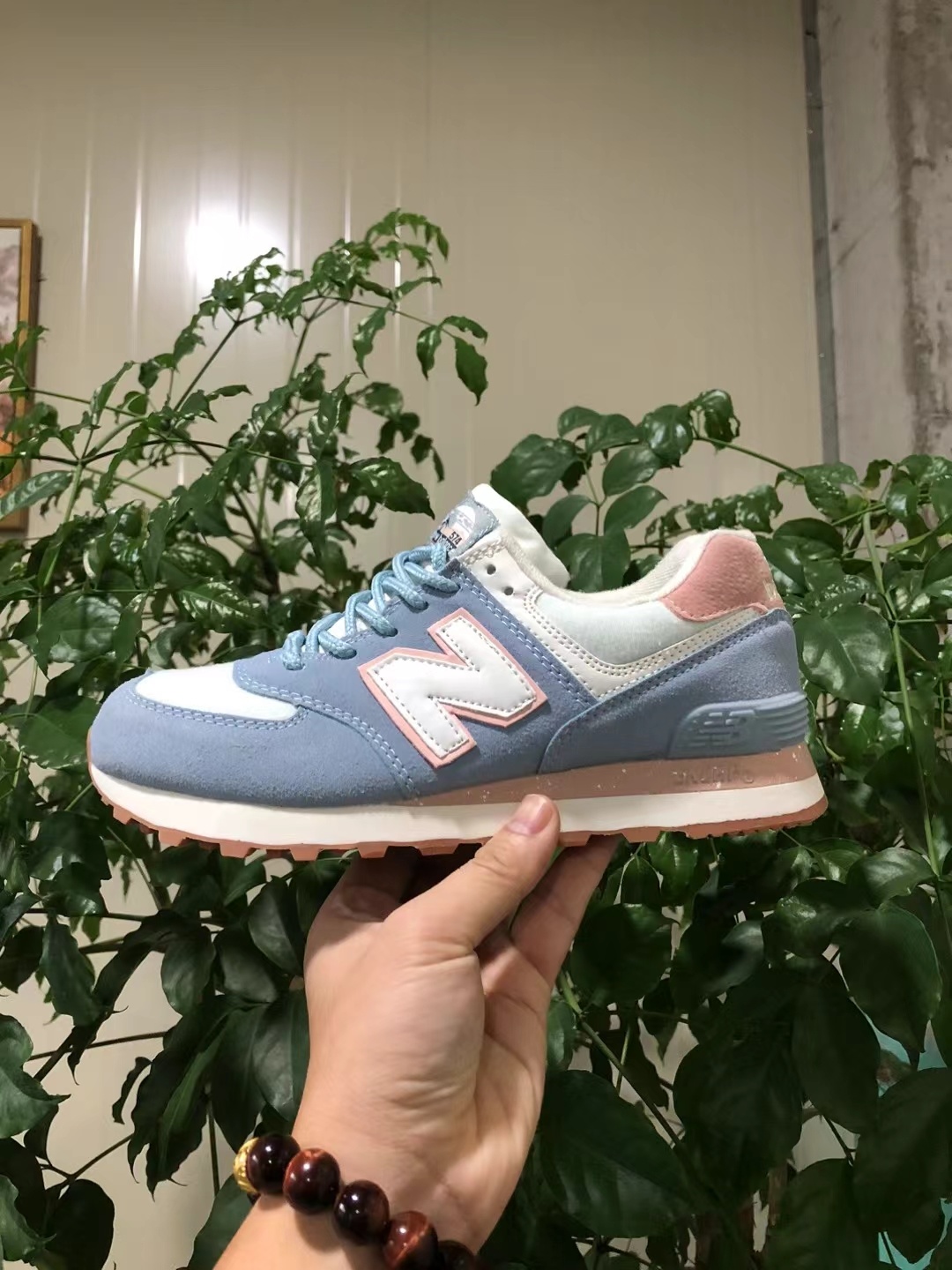 NB 574 Classic（G17）