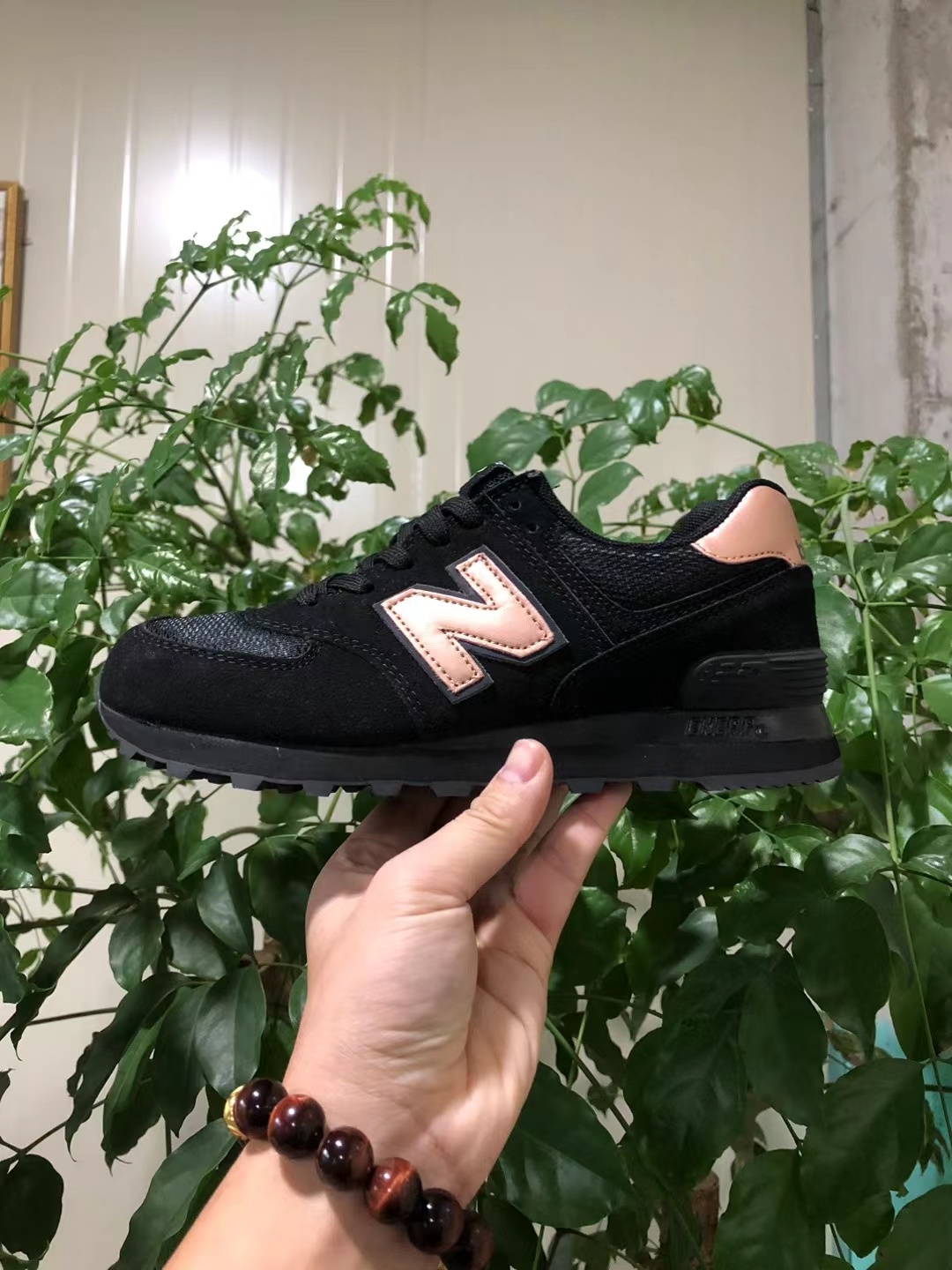 NB 574 Classic（G17）