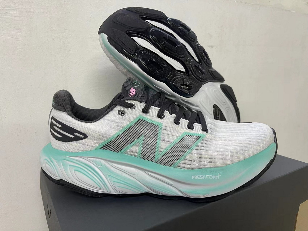 NB Fresh Foam X Balos 1 #凯