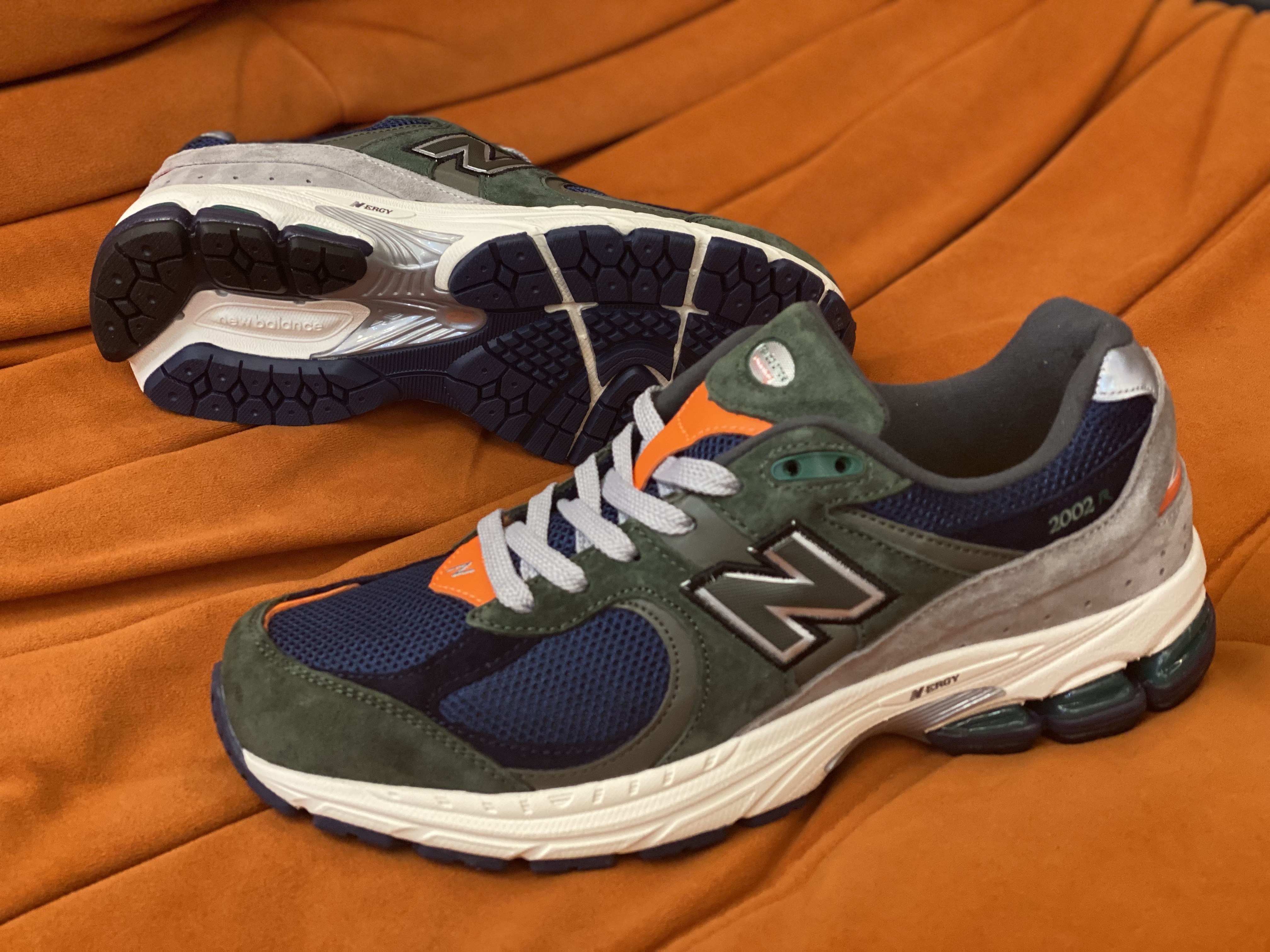 NB 2002R (H-sg1)