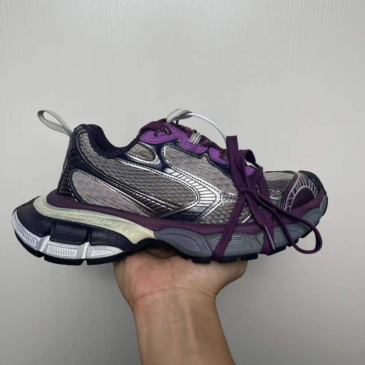 Balen-ciaga 10代 （H-li)