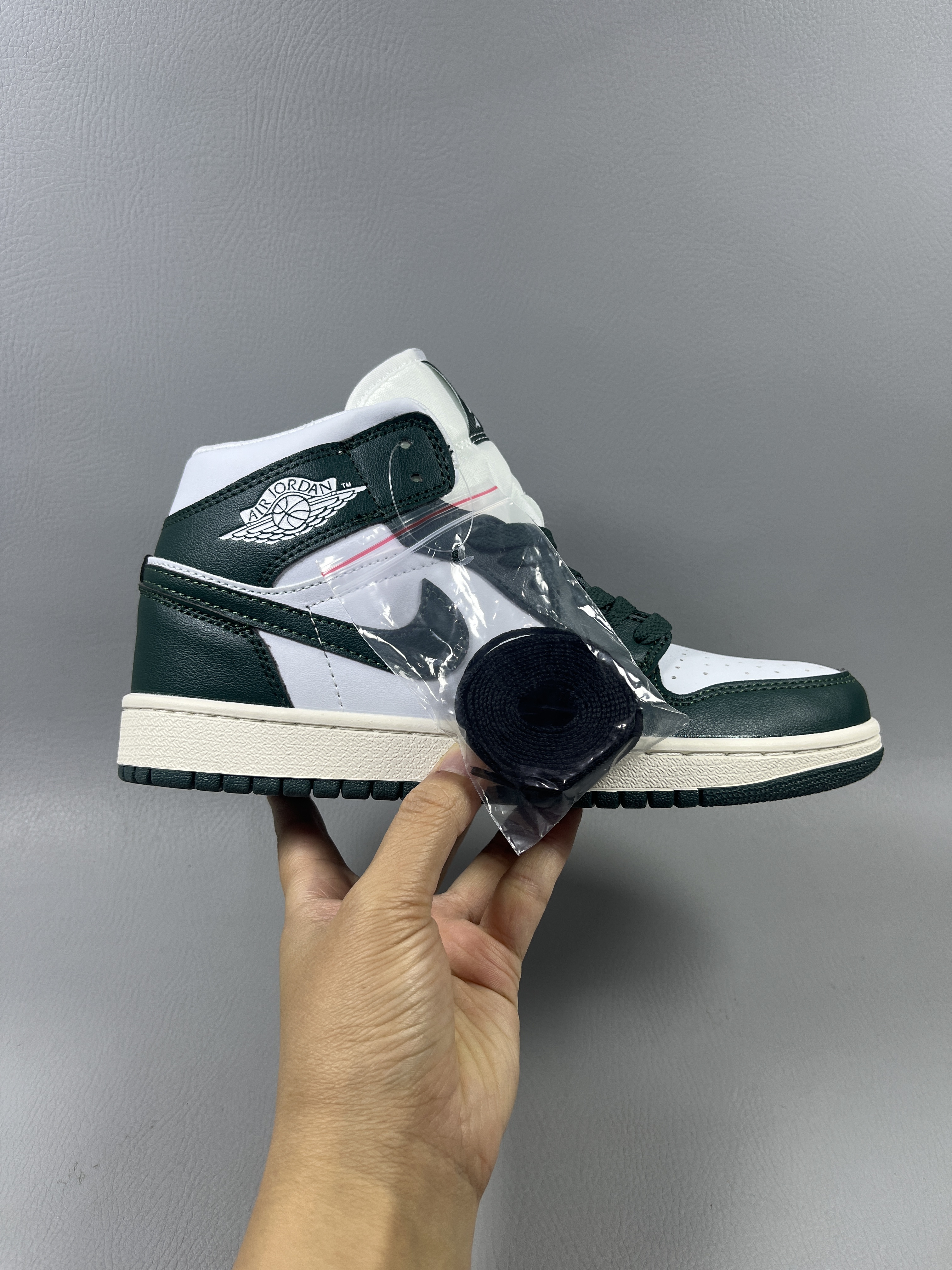 Jor-dan 1 High（F1）