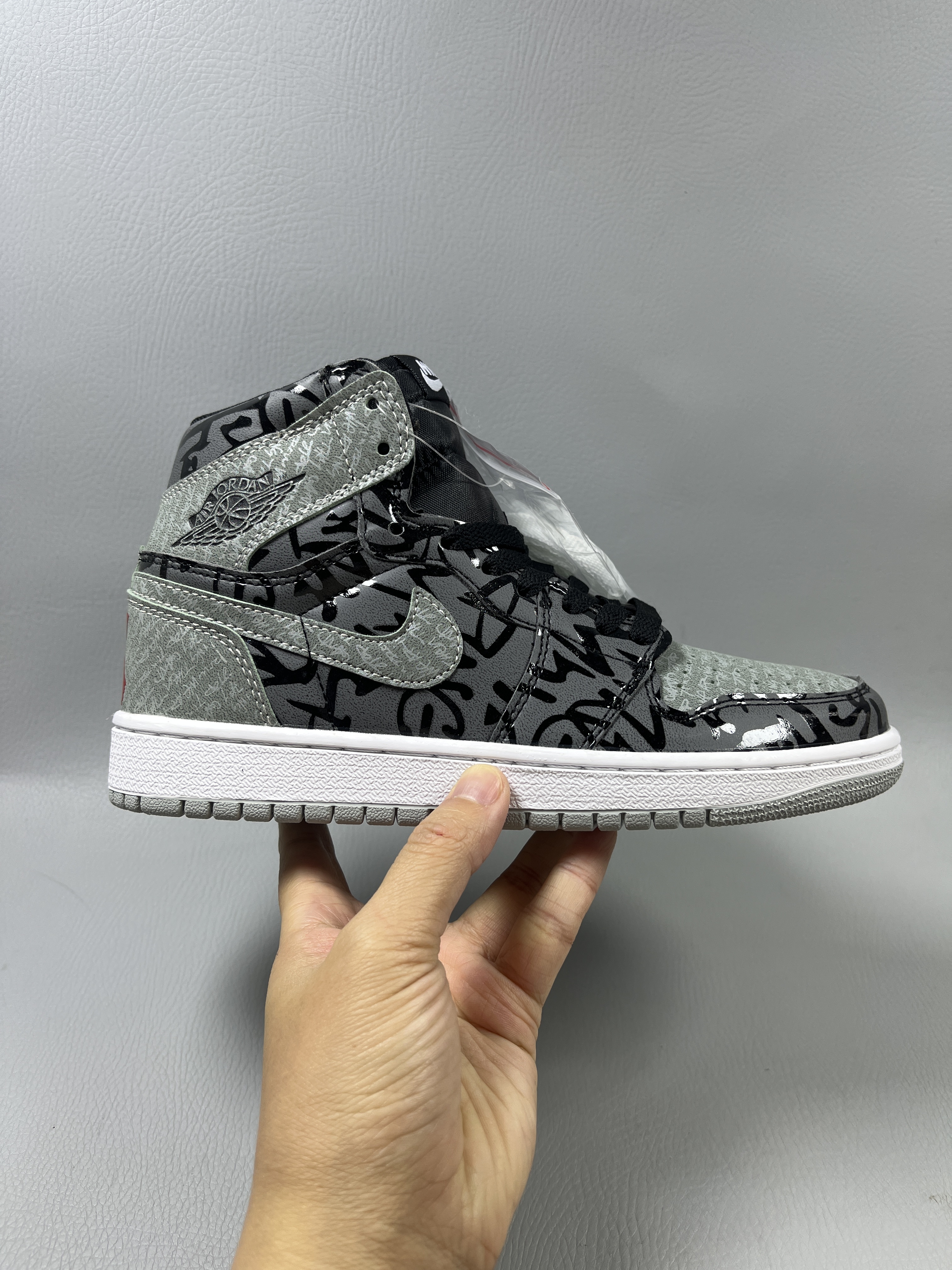 Jor-dan 1 High（F1）