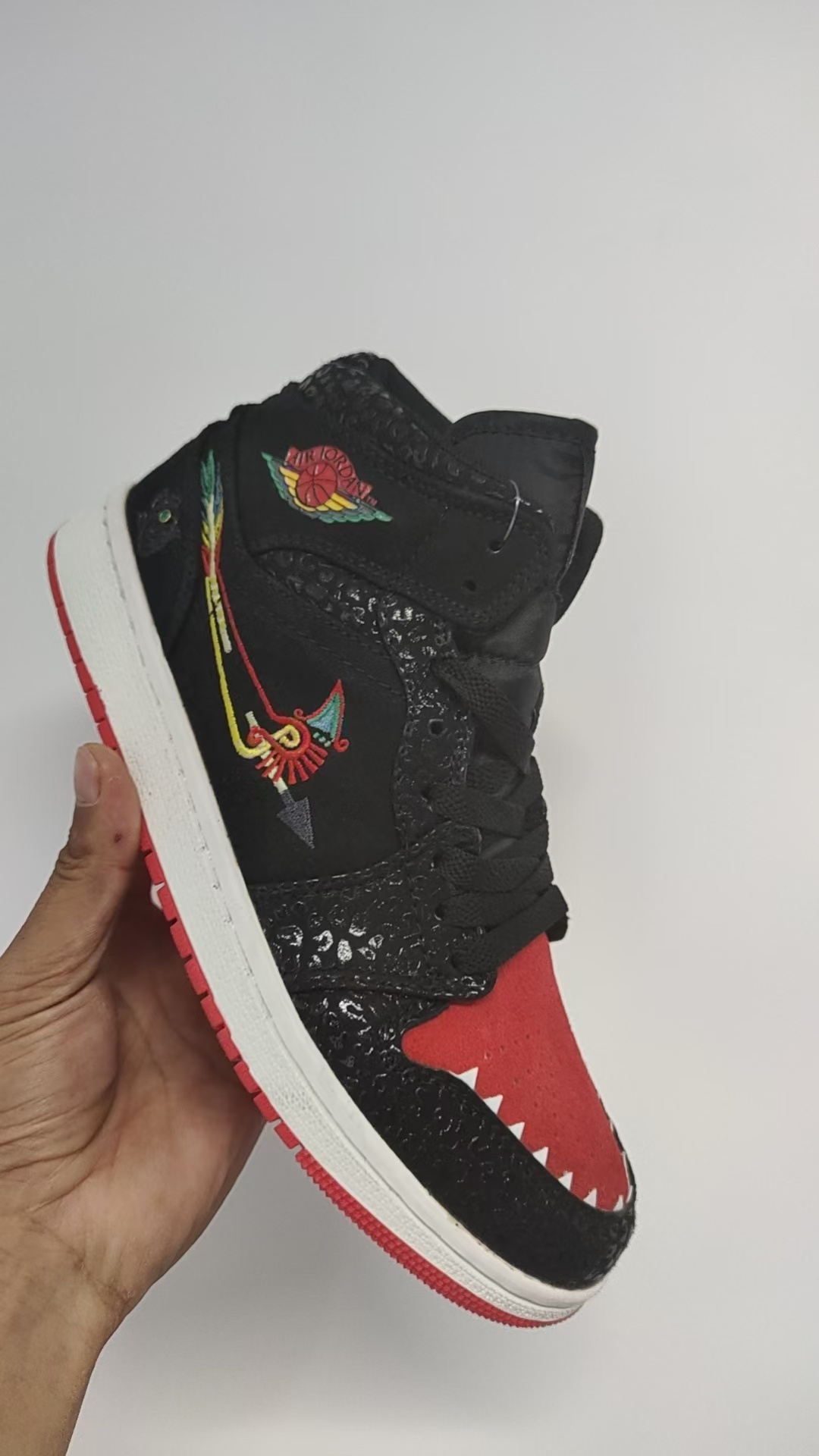 Jor-dan 1 High（009 H-32）