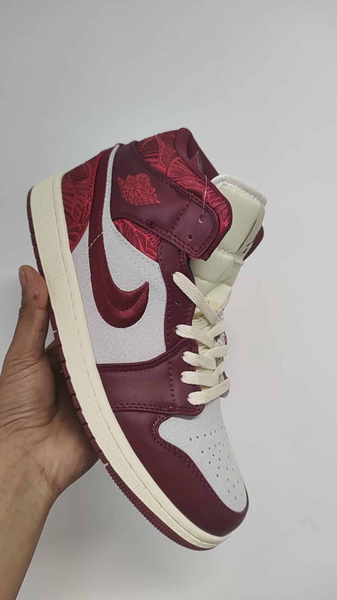 Jor-dan 1 High（009 H-32）