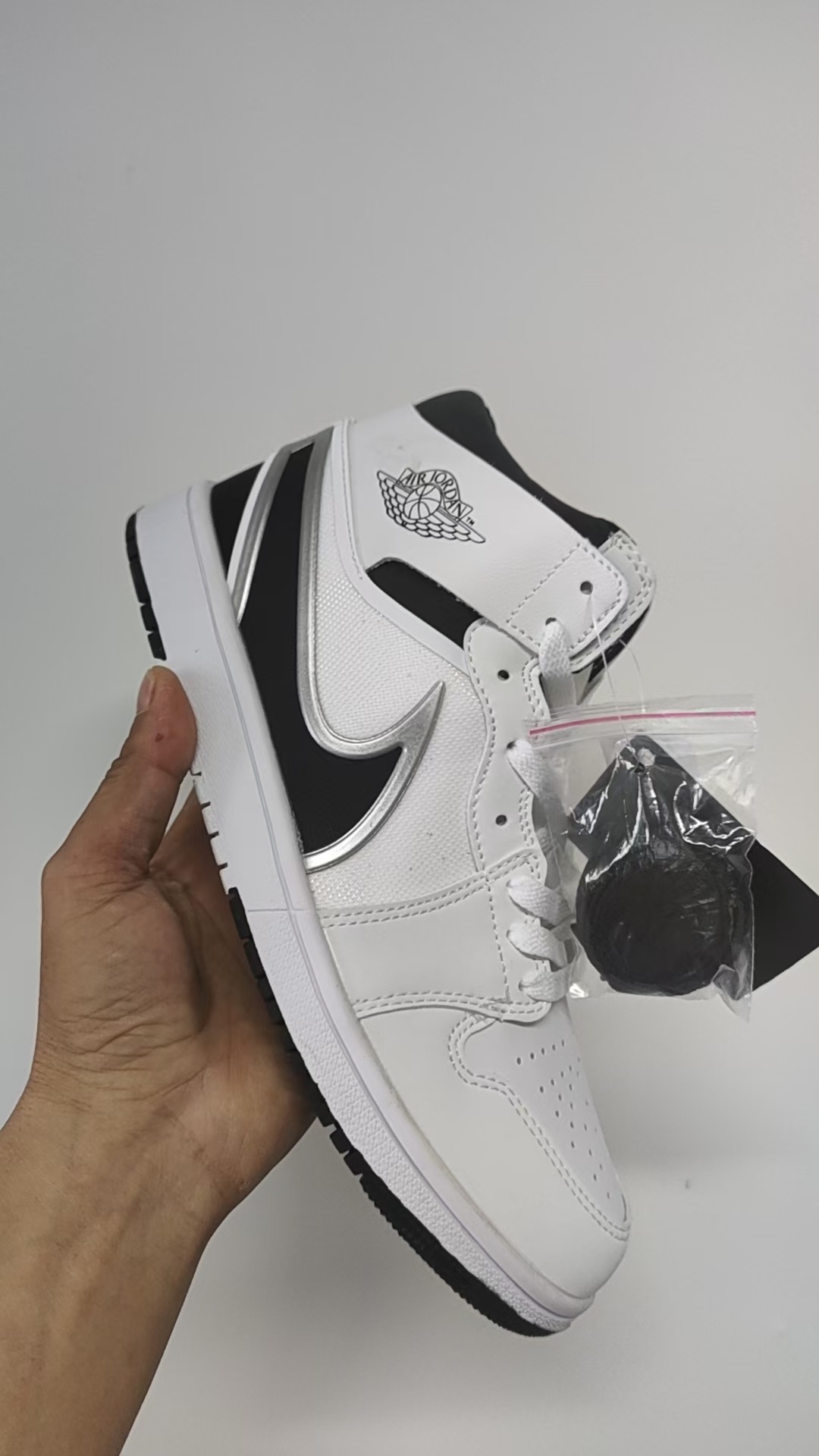 Jor-dan 1 High（009 H-32）