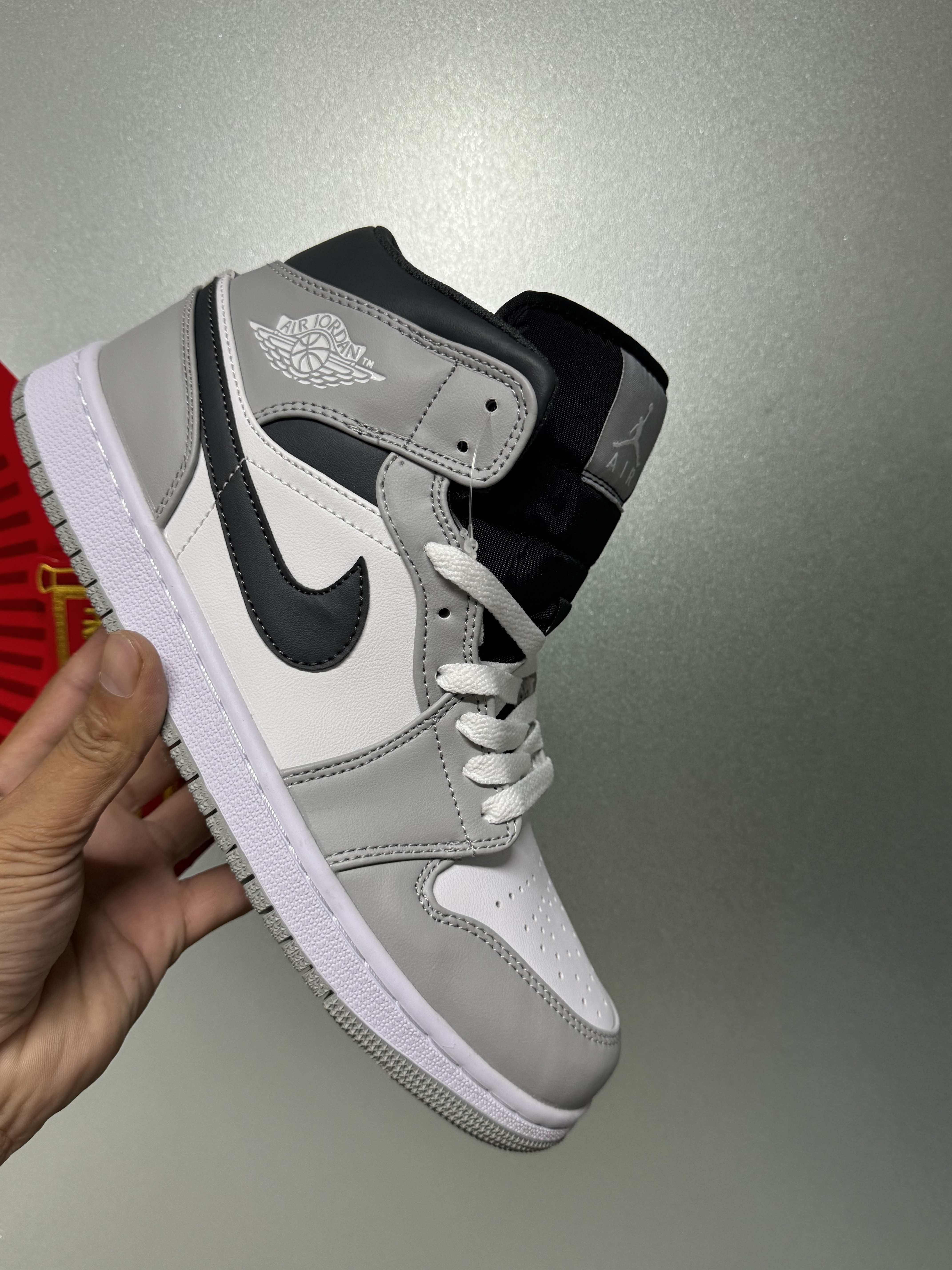 Jor-dan 1 Mid（H-32）