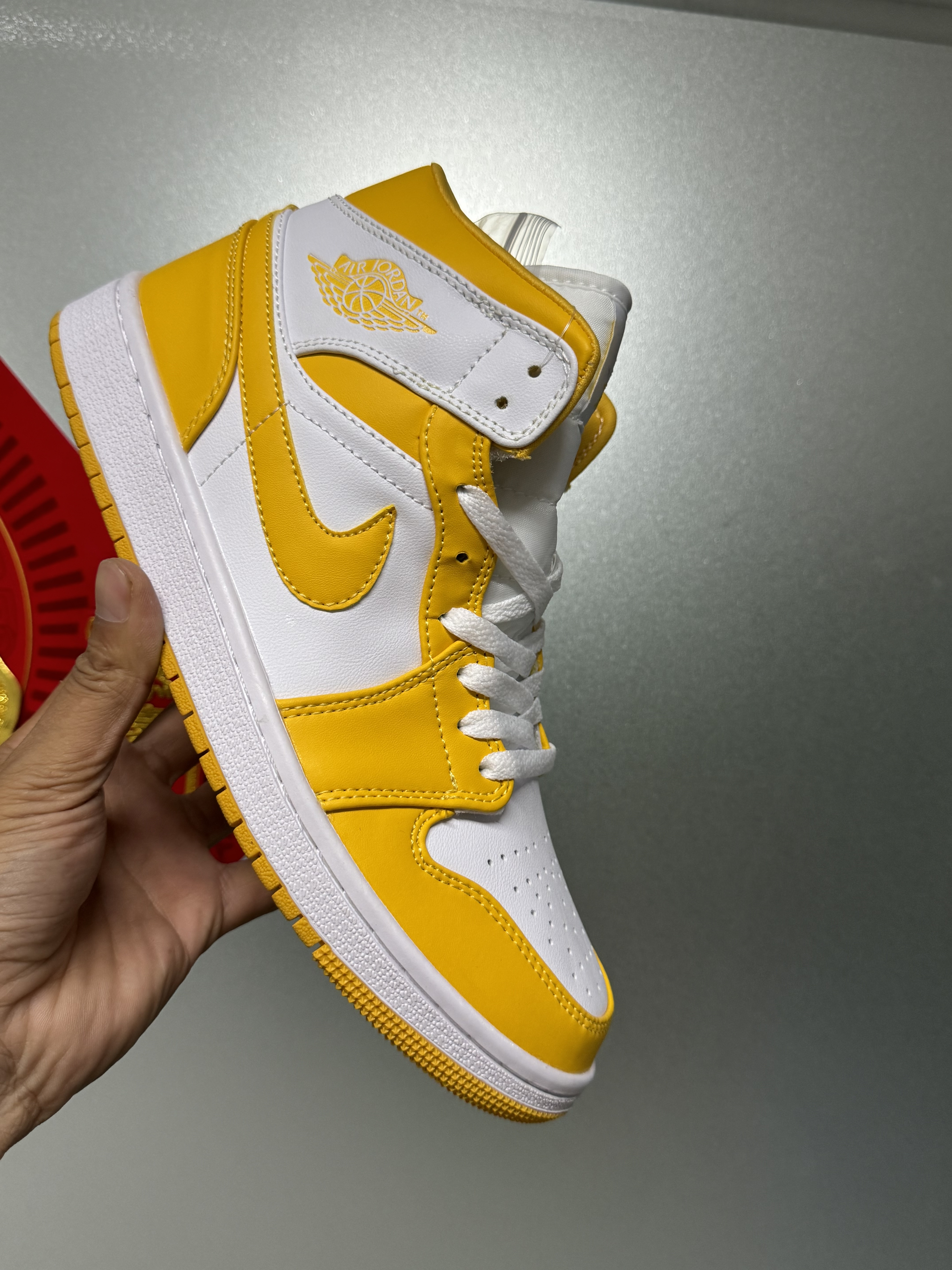 Jor-dan 1 Mid（H-32）