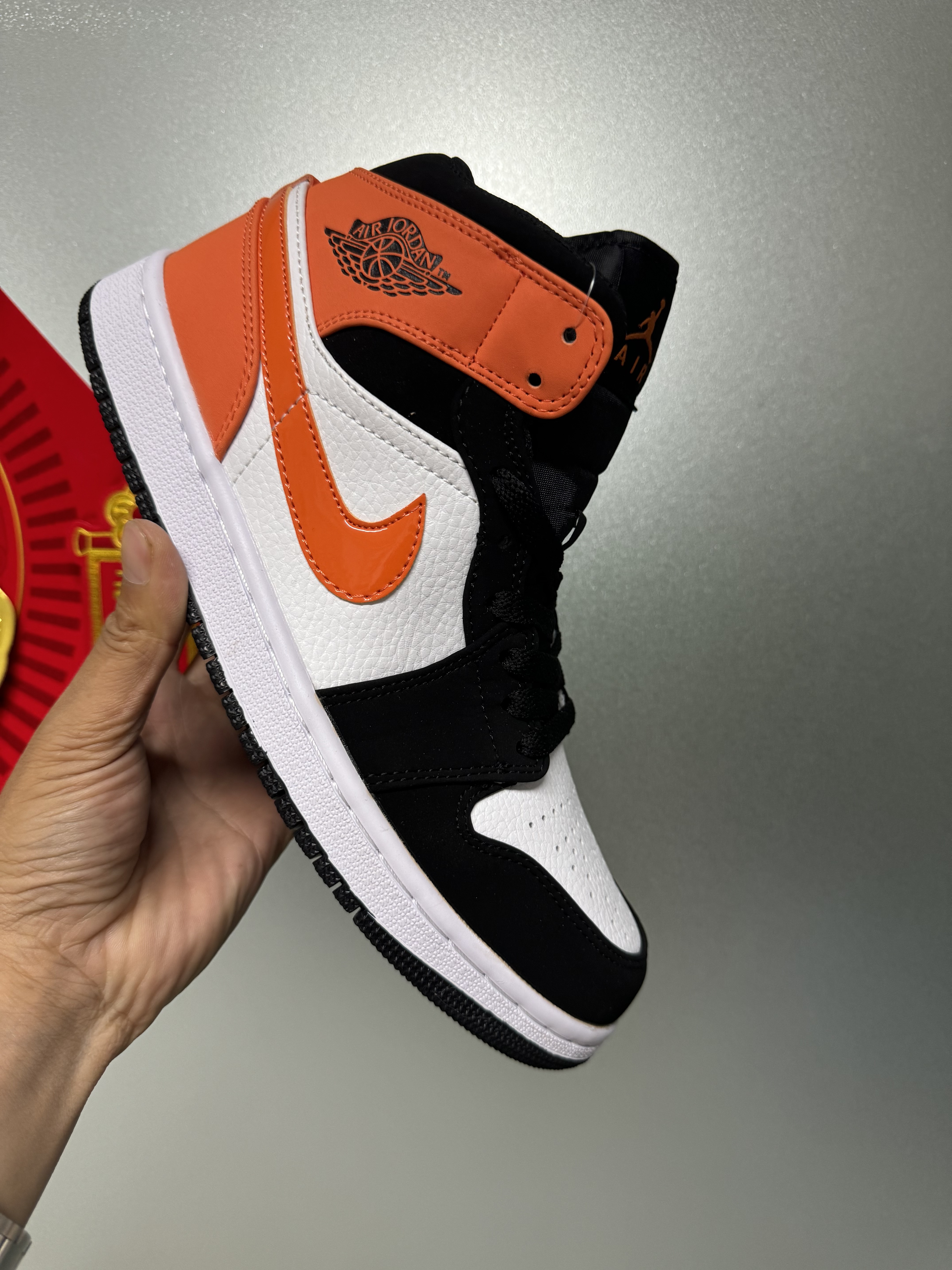 Jor-dan 1 Mid（H-32）