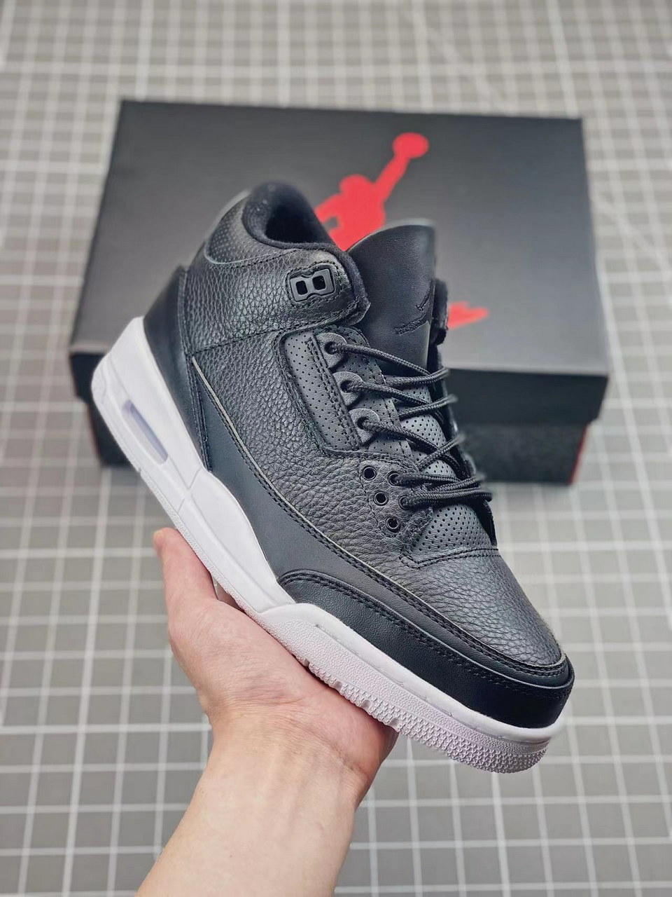 Jor-dan 3 First Leather #章
