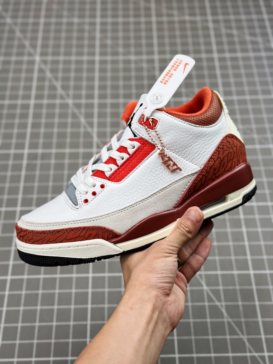 Jor-dan 3 First Leather #章