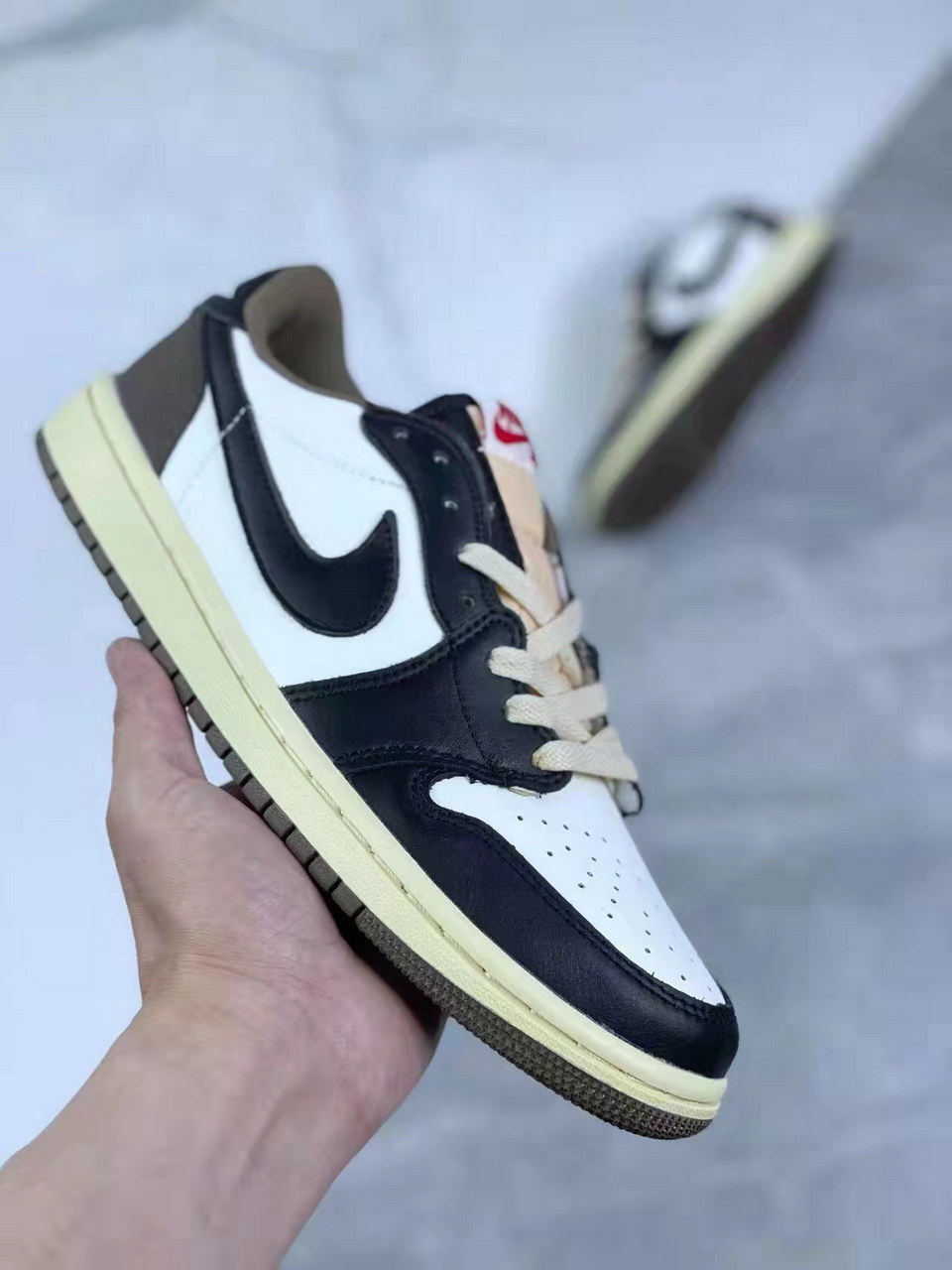 Jor-dan 1 Low Leather #章