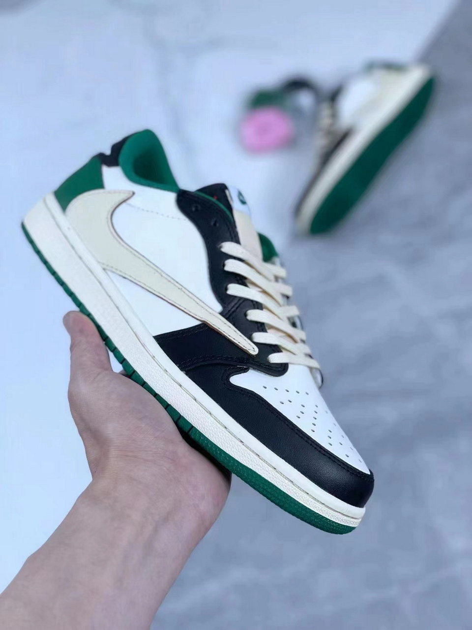 Jor-dan 1 Low Leather #章