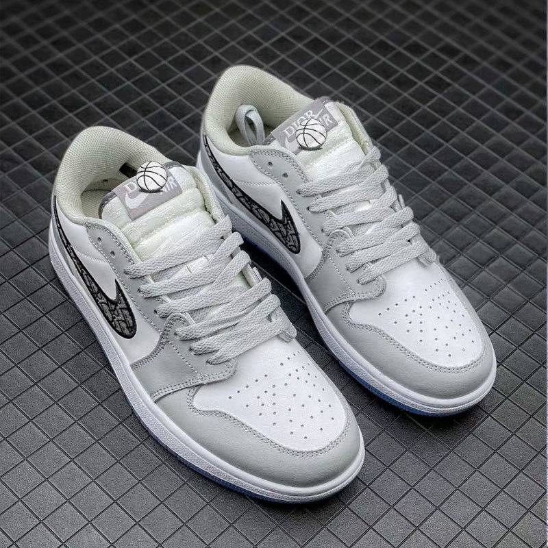Jor-dan 1 Low Leather #章