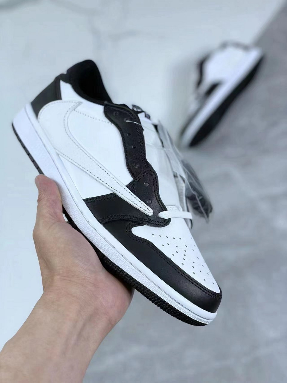 Jor-dan 1 Low Leather #章
