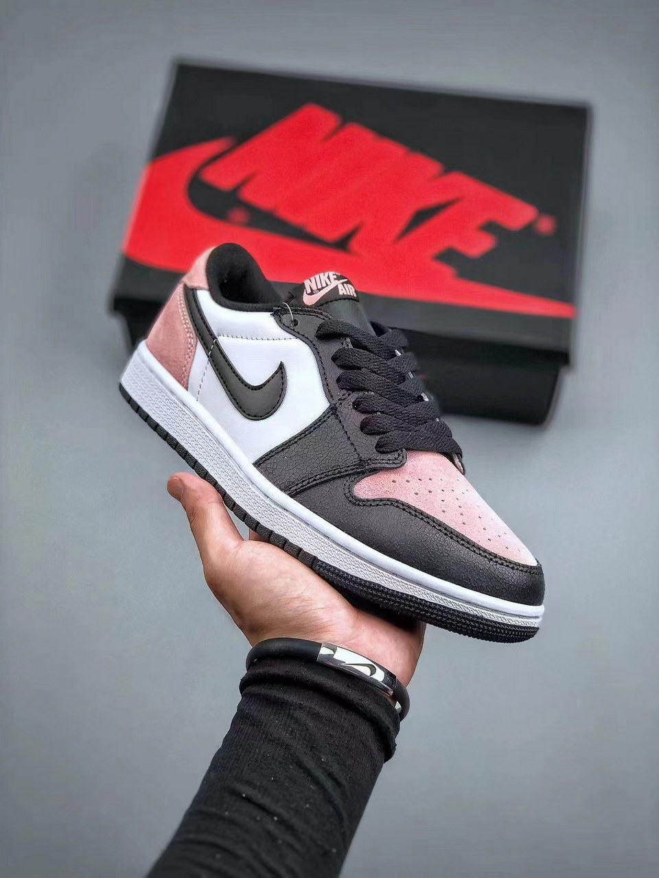 Jor-dan 1 Low Leather #章