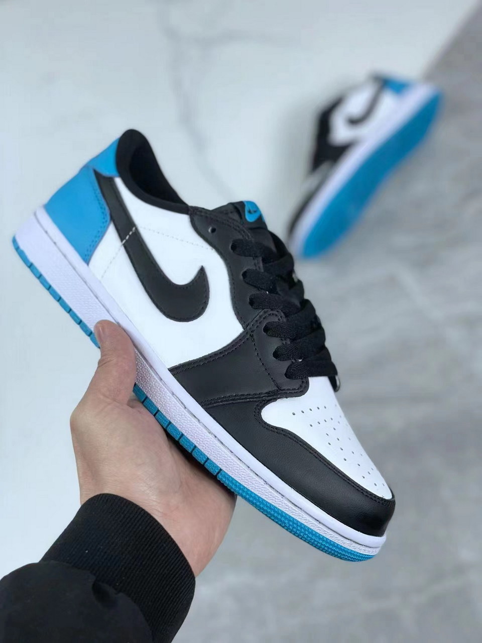 Jor-dan 1 Low Leather #章