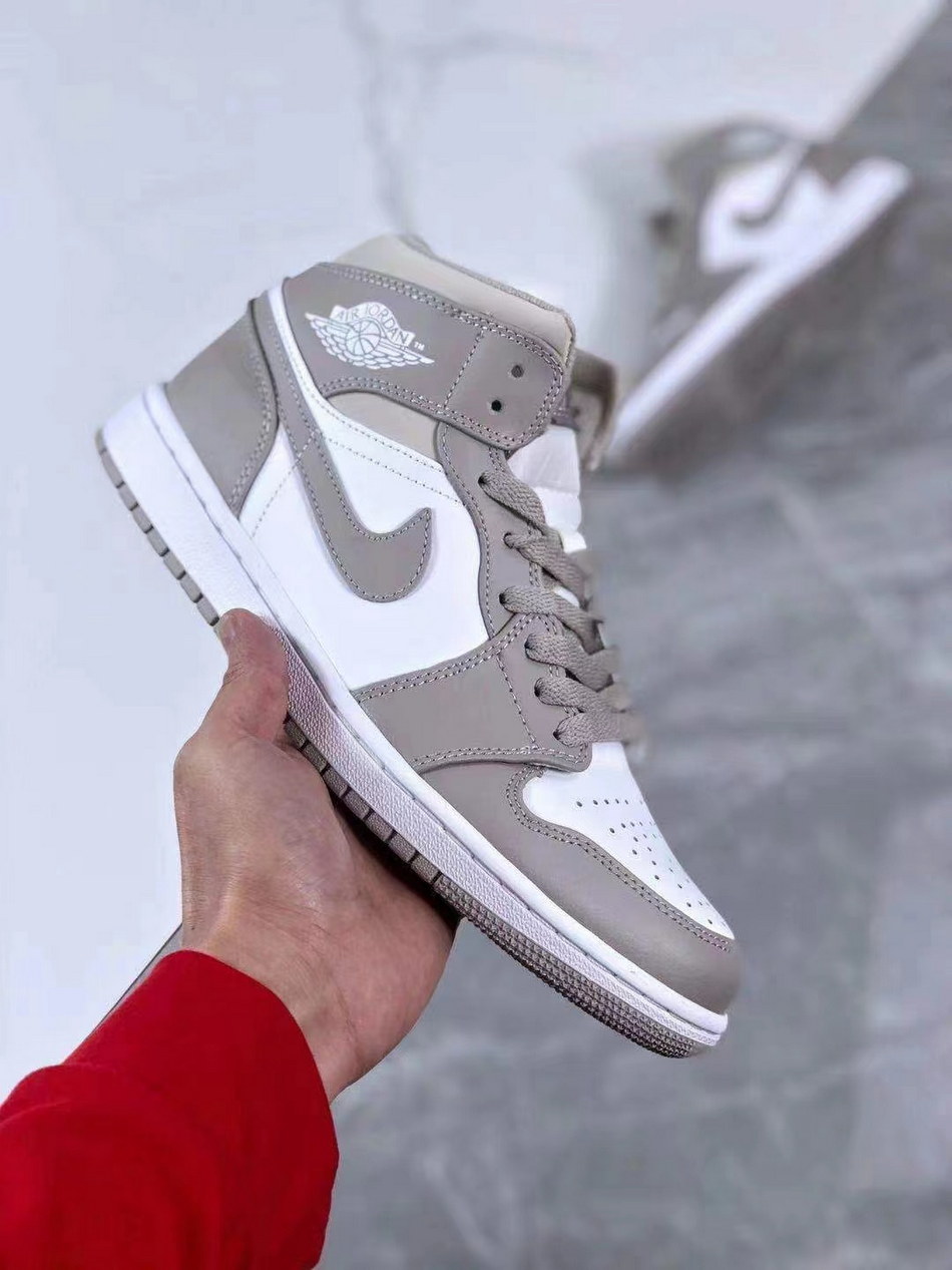 Jor-dan 1 Mid Leather #章