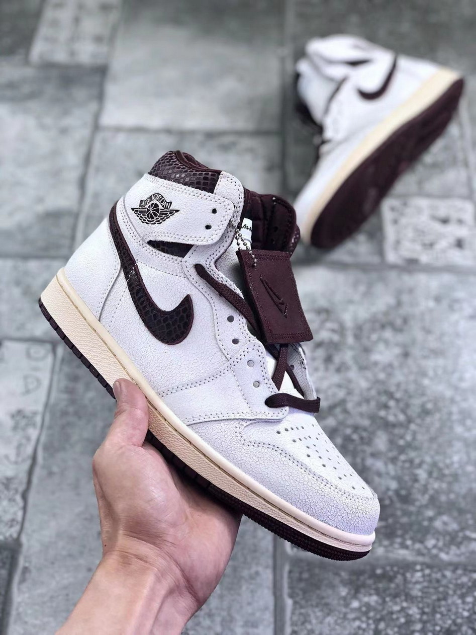Jor-dan 1 High First Leather #章