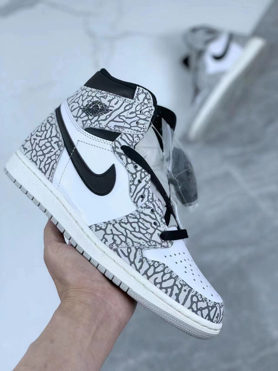 Jor-dan 1 High Leather #章