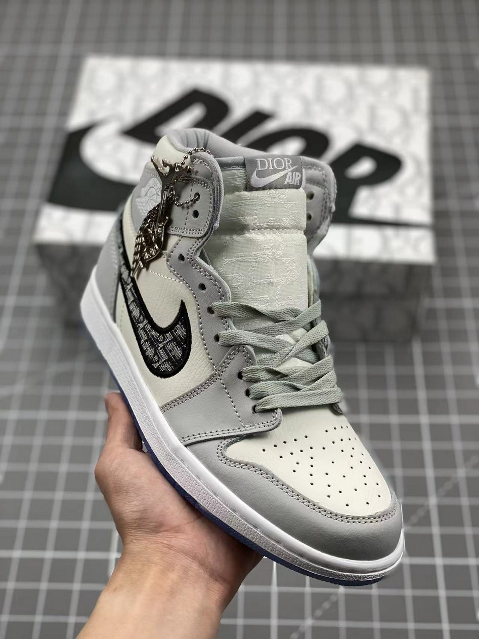Jor-dan 1 High Leather #章