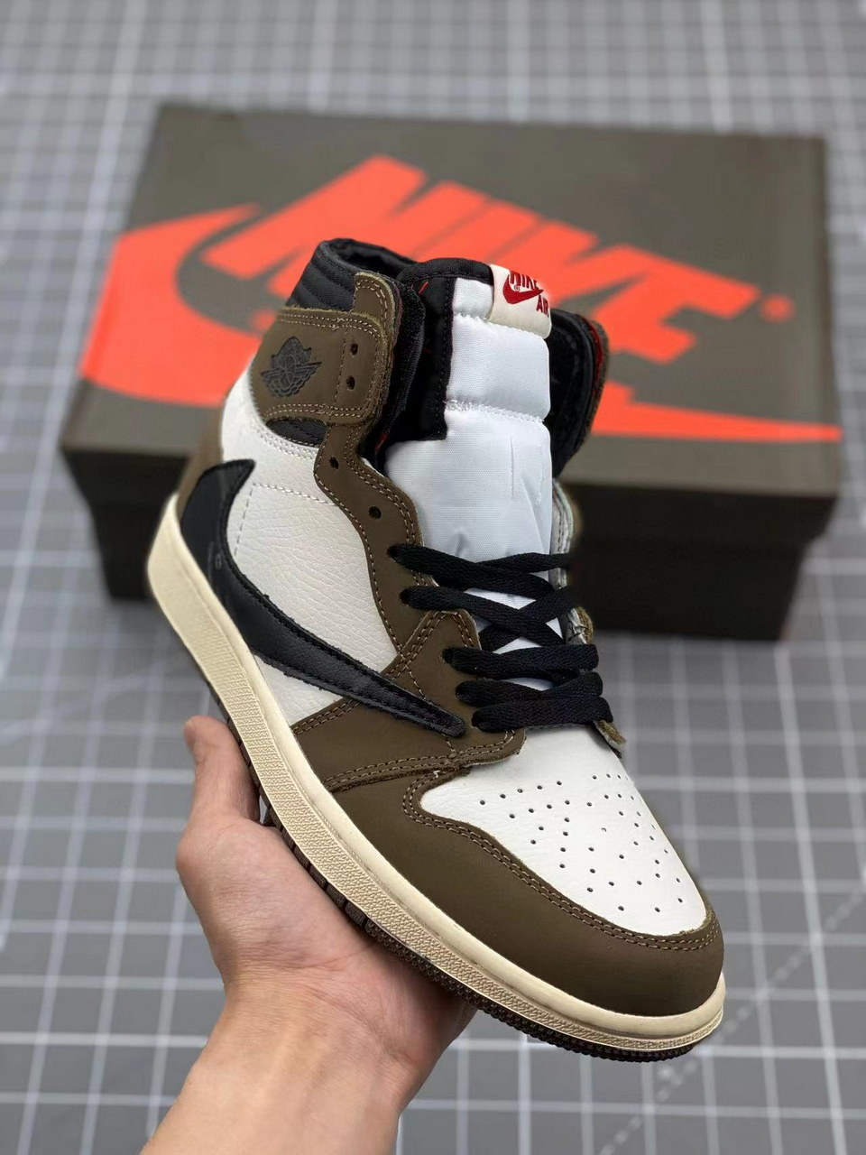 Jor-dan 1 High Leather #章