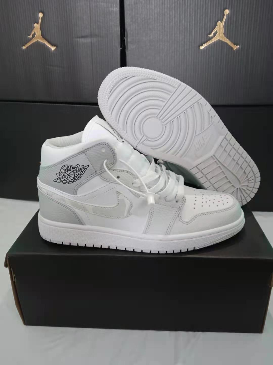 Jor-dan 1 Mid #牛