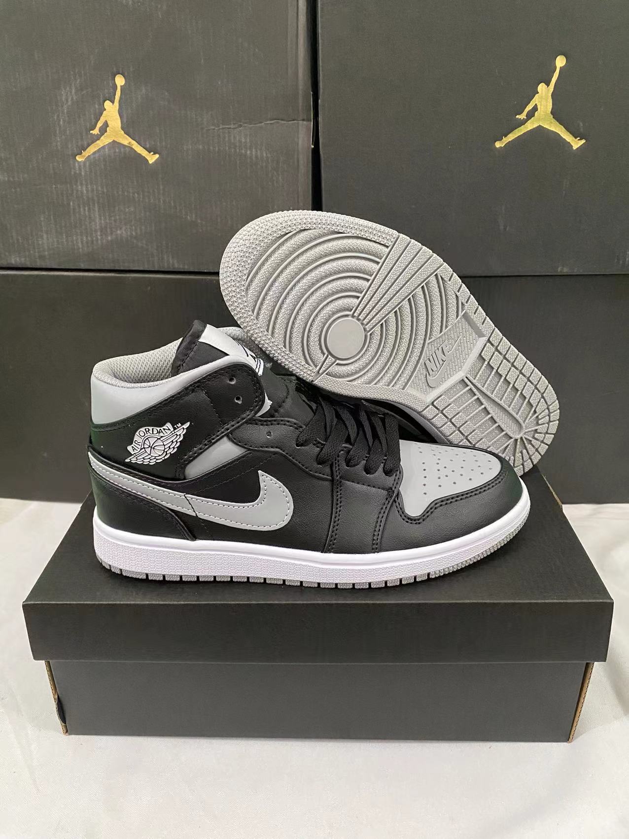 Jor-dan 1 Mid #牛
