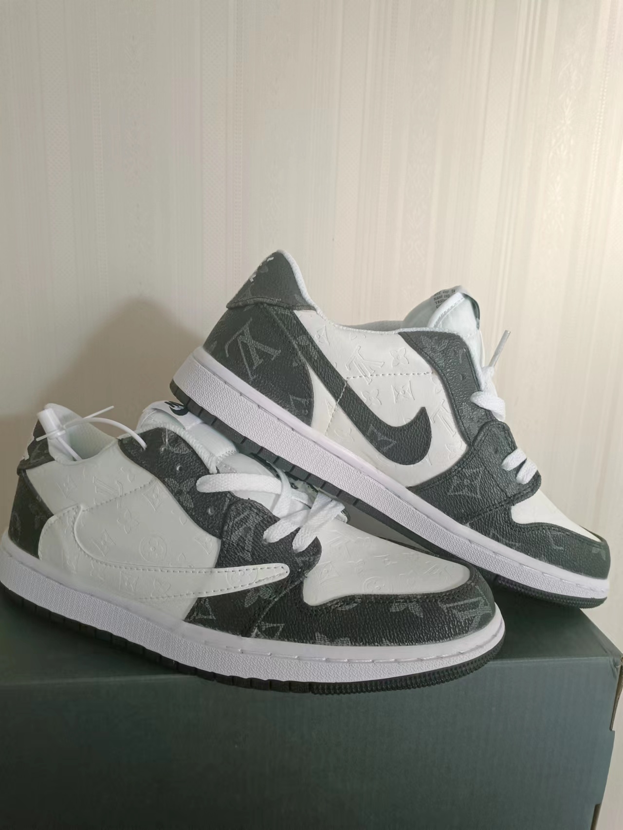 Cactus Jack X Jor-dan 1 Low PU #剑