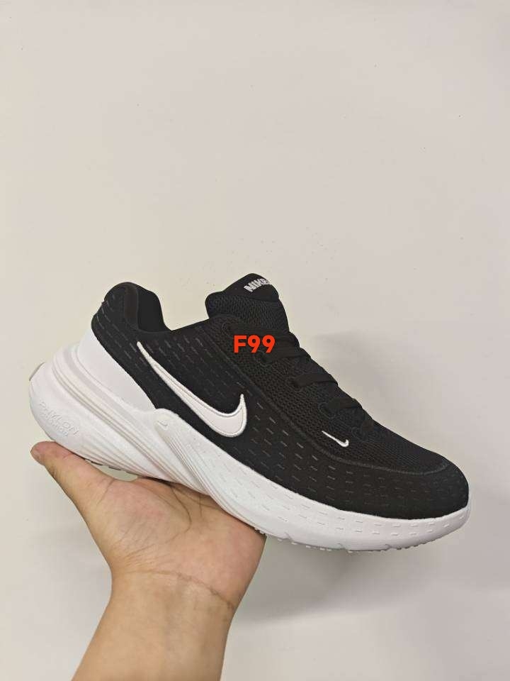 Nike Uplift SC（F99）