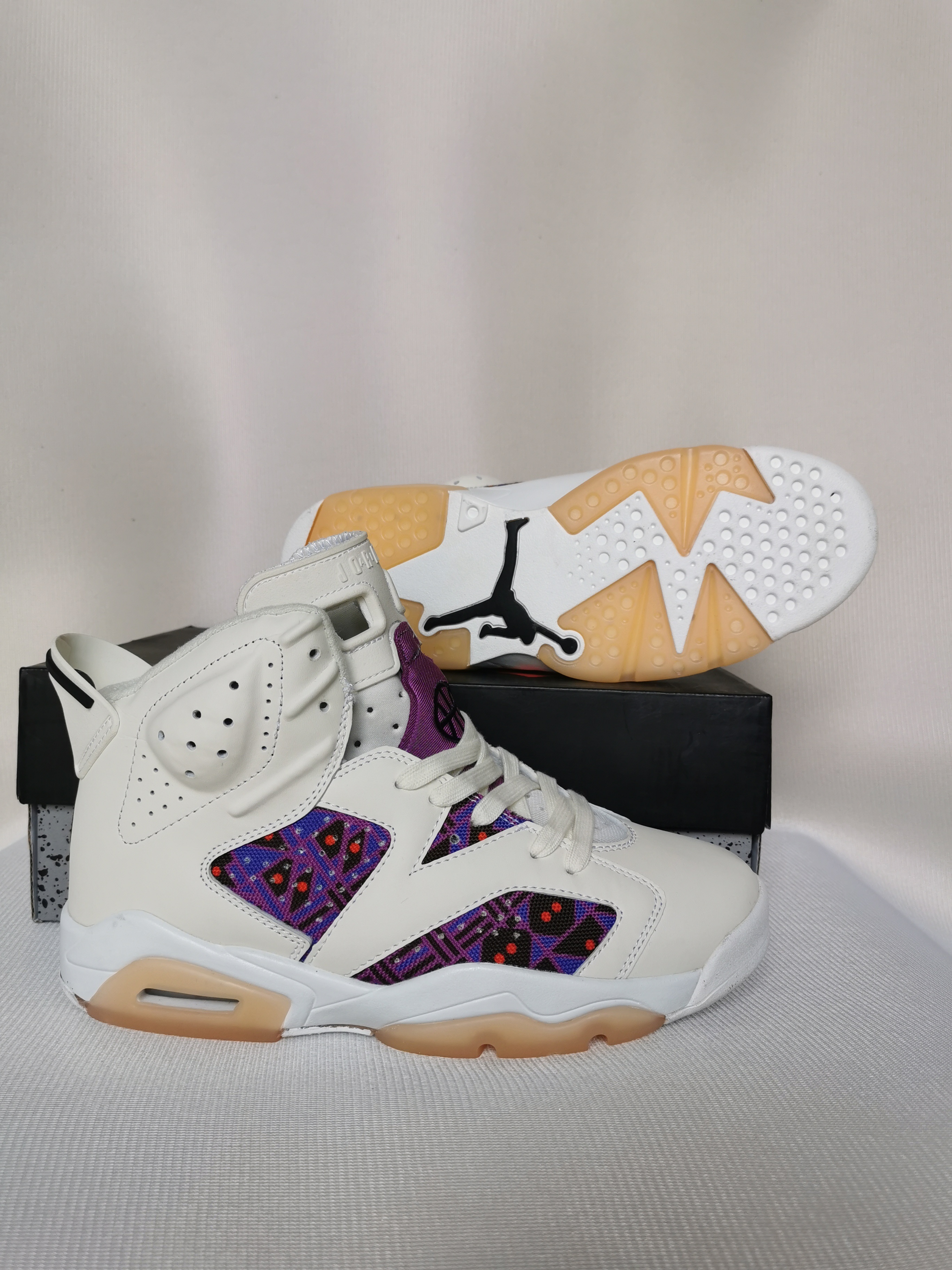 Jor-dan 6 PU (H-a8)