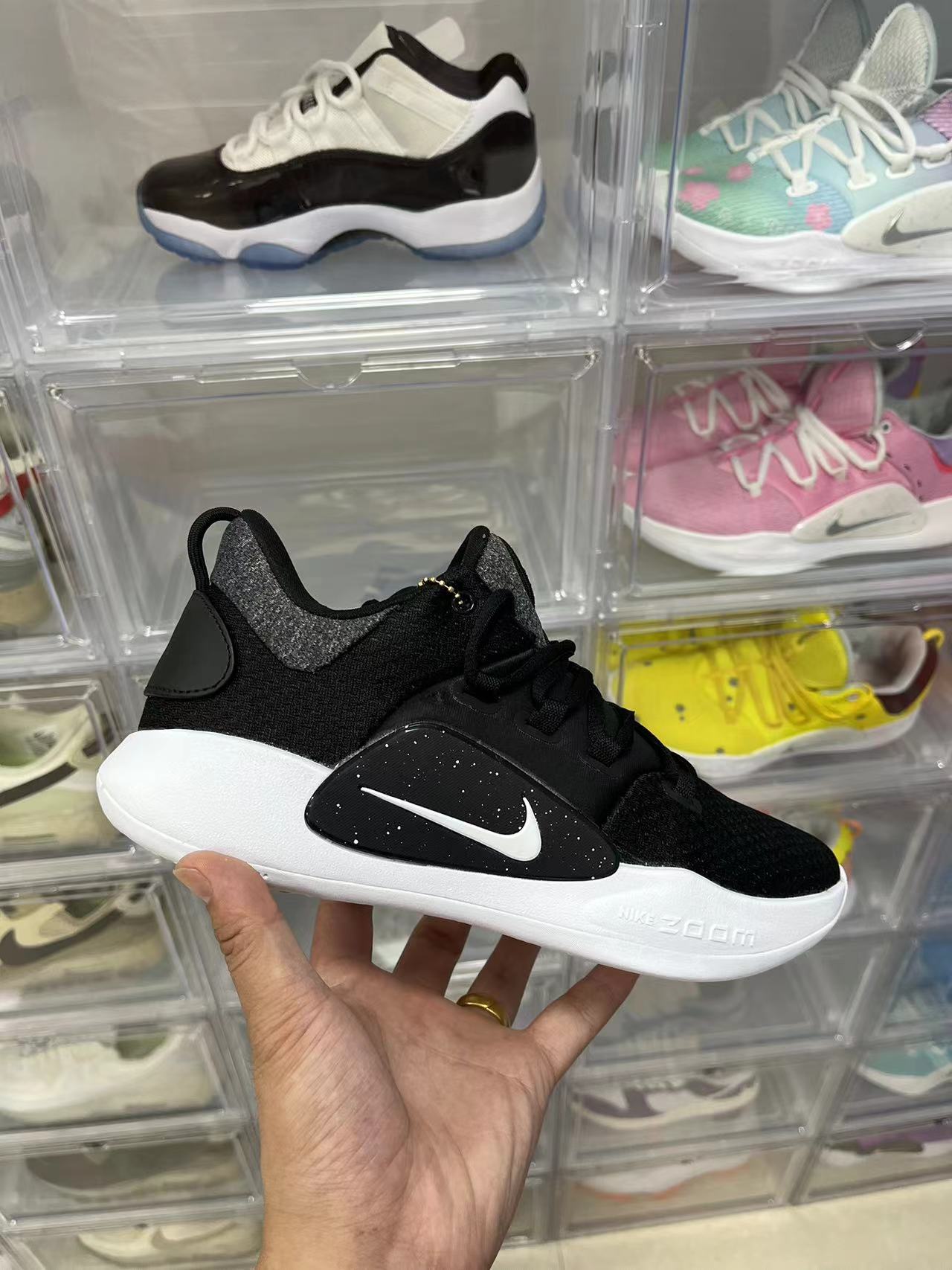 2018 Nike Hyperdunk Low 内置双气垫