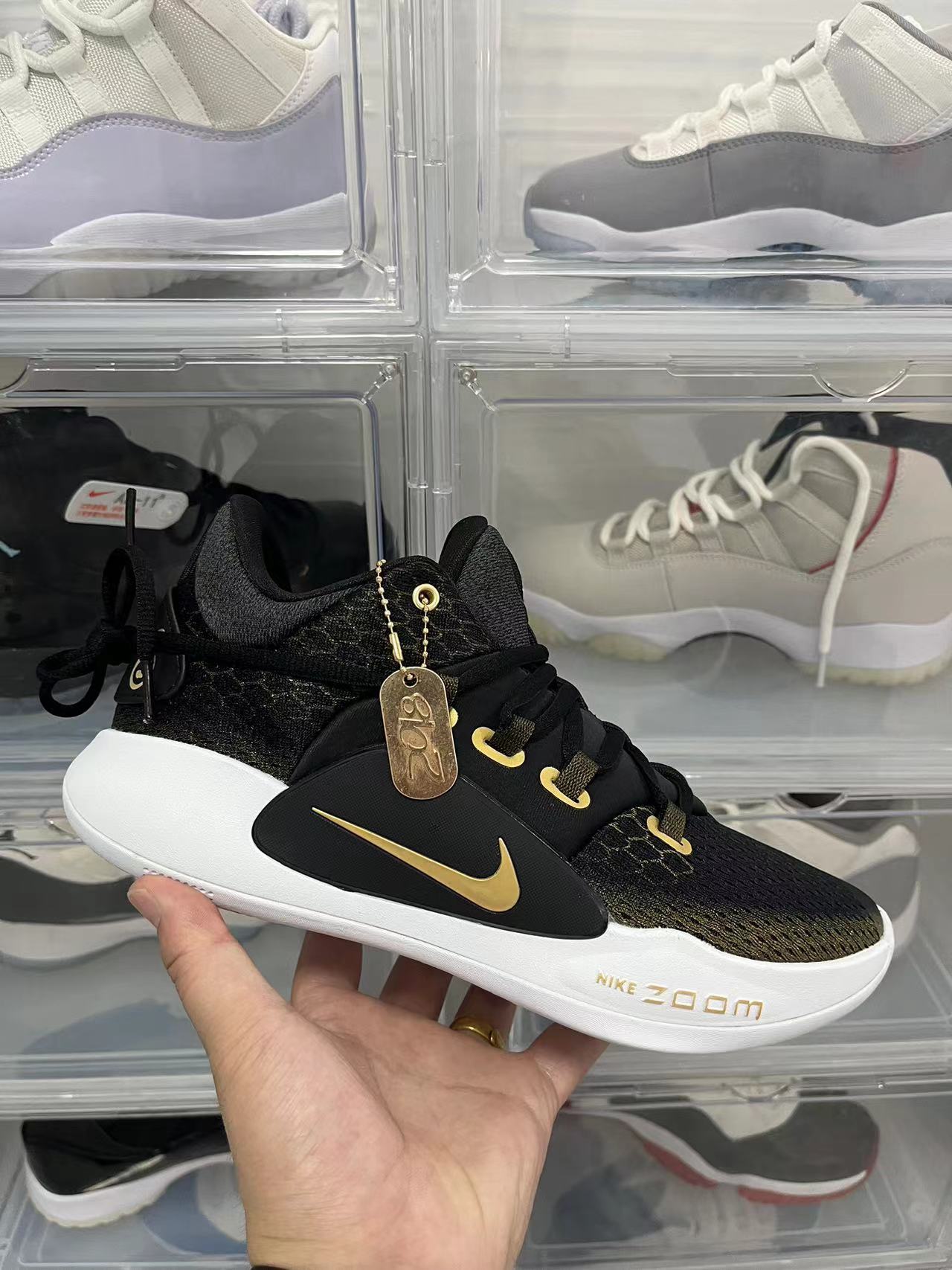 2018 Nike Hyperdunk Low 内置双气垫